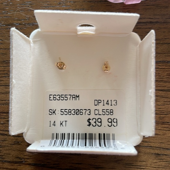 14kt Birthstone earrings June/Pink - Picture 4 of 5